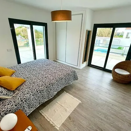 New And Modern 3 Bedroom With Private Heated Pool Near Nazare Sao Martinho do Porto