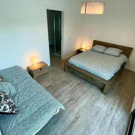 New&modern 3 Bedroom With Private Heated Pool Near Nazaré *